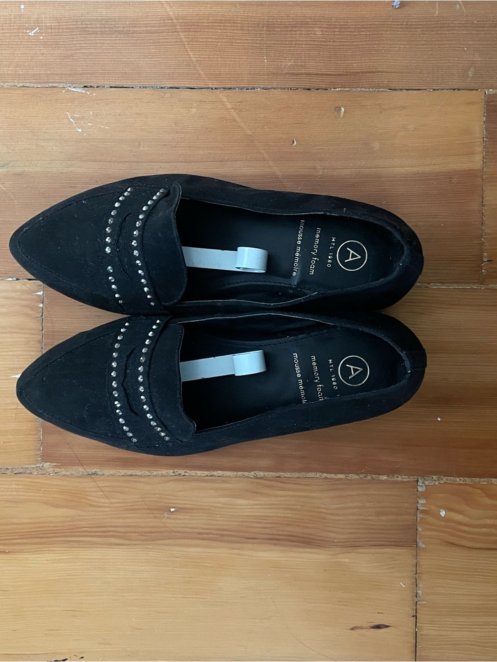 Black Studded Pointed Toe Heel Loafers (size 7.5)